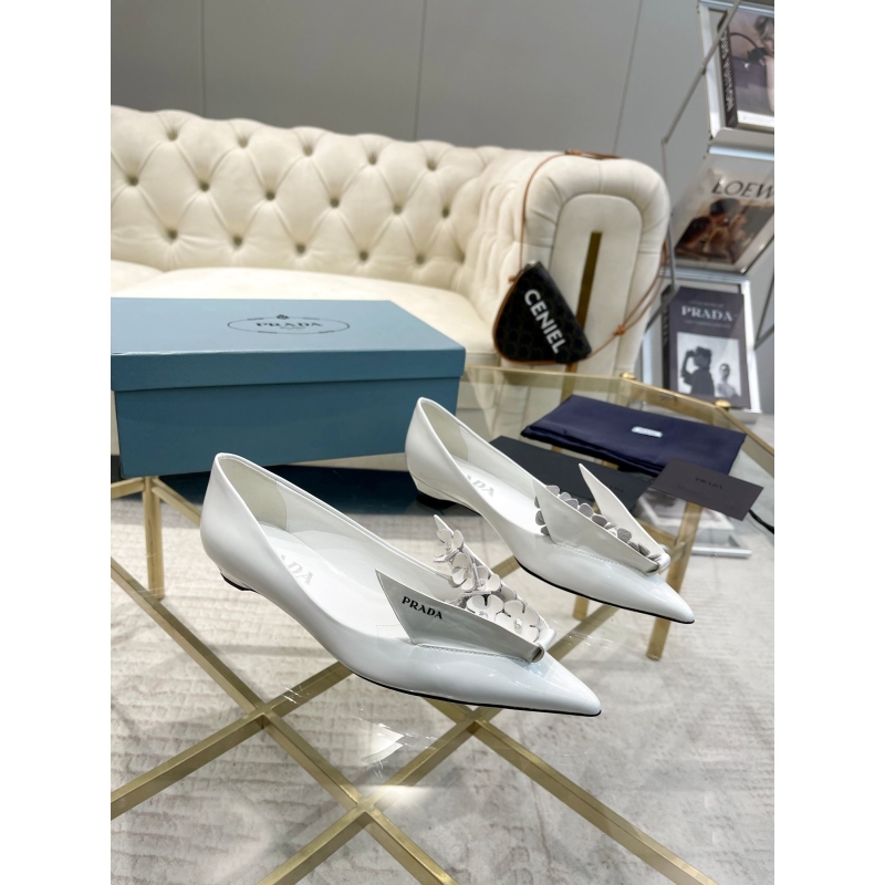 Pra*a flat shoes